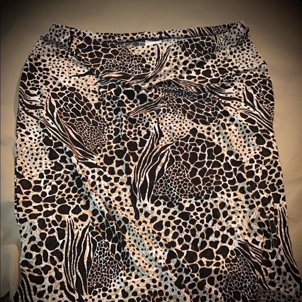 Cute poly blend skirt